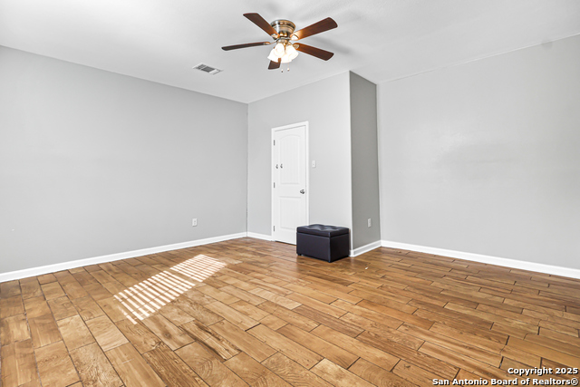 Image 24 of 29 For 8827 Wilma Jean