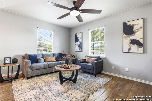 Image 8 of 29 For 8827 Wilma Jean