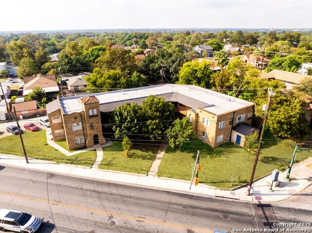 Image 23 of 32 For 2031 Fredericksburg