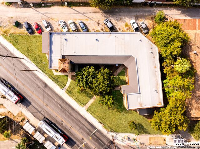 Image 24 of 32 For 2031 Fredericksburg