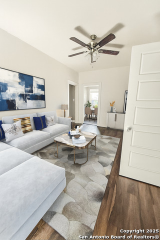 Image 4 of 32 For 2031 Fredericksburg