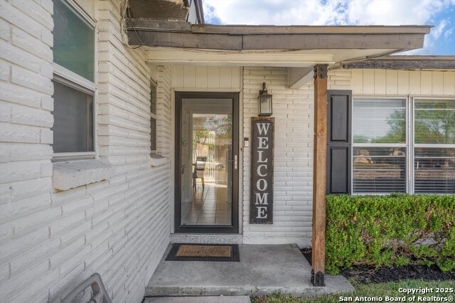 Image 7 of 36 For 5202 Coral Mist