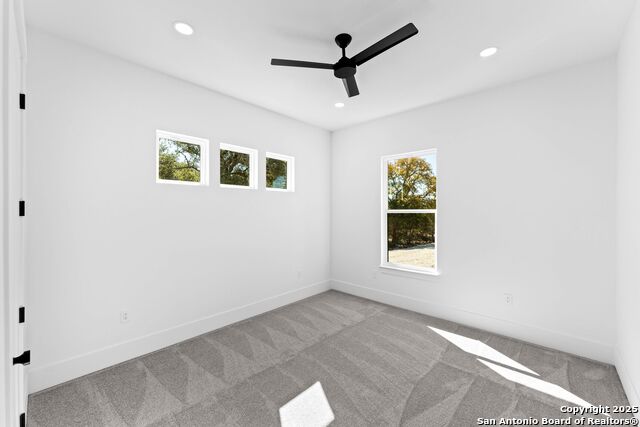 Image 28 of 46 For 424 Rittimann