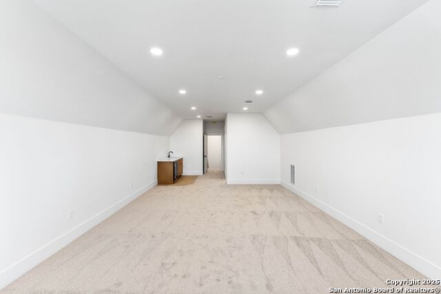 Image 33 of 46 For 424 Rittimann