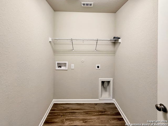 Image 22 of 27 For 5503 Jade Valley