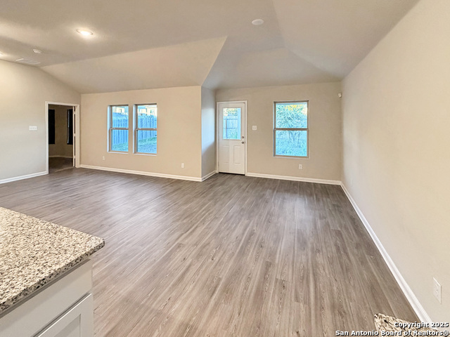 Image 7 of 27 For 5503 Jade Valley