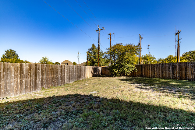 Image 22 of 30 For 8331 Deer Creek Run