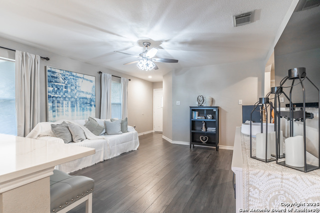 Image 3 of 30 For 8331 Deer Creek Run