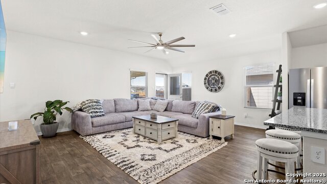 Image 20 of 35 For 424 Chaco Loop