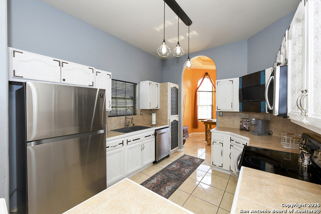 Image 8 of 29 For 309 Esma St