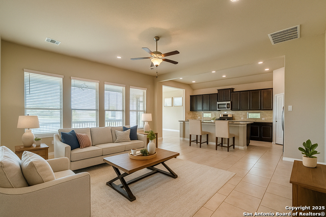 Listing photo id 8 for 1253 Havens Cross