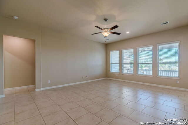 Listing photo id 10 for 1253 Havens Cross