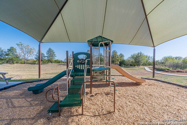 Listing photo id 36 for 1253 Havens Cross