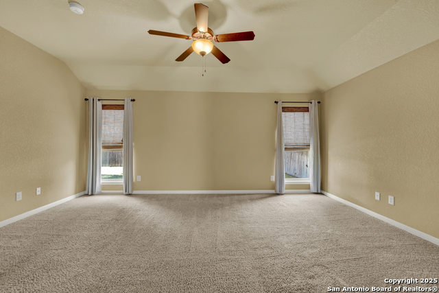 Image 25 of 42 For 546 Melissa