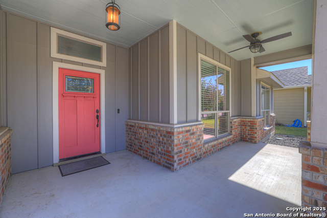 Image 3 of 42 For 546 Melissa