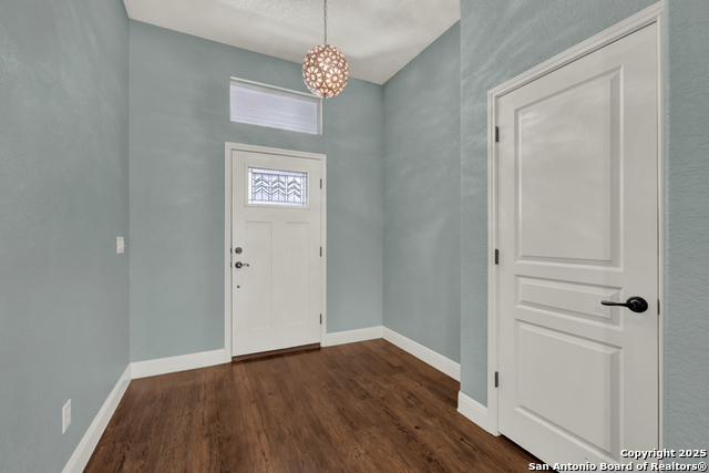 Image 4 of 42 For 546 Melissa