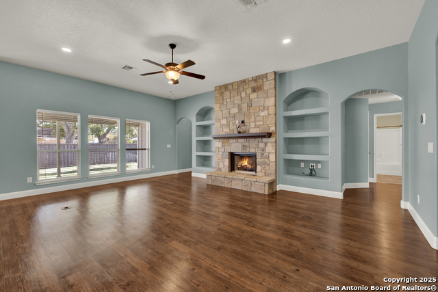 Image 6 of 42 For 546 Melissa