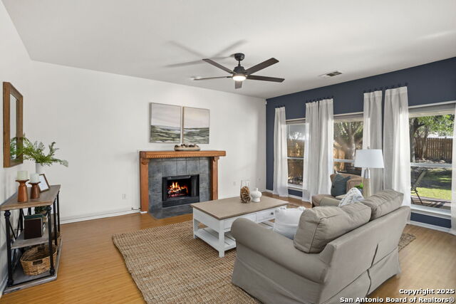 Image 9 of 28 For 4454 Amandas Cv