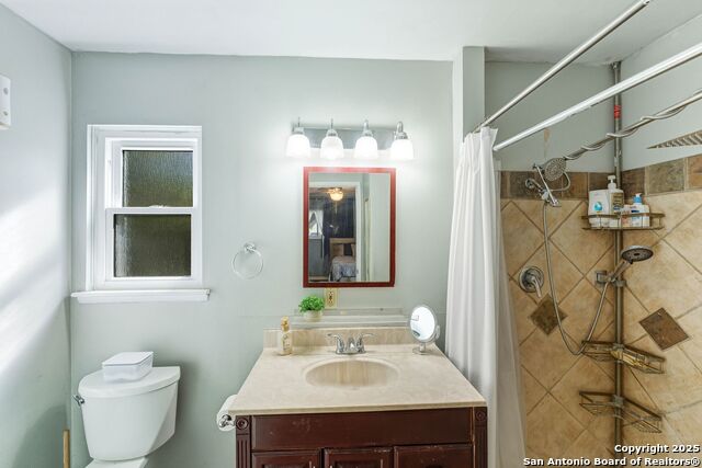 Listing photo id 18 for 9810 Wahada Ave