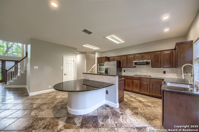 Image 15 of 37 For 42 Spring Lake