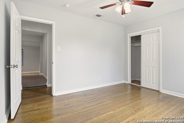 Image 16 of 31 For 2375 Mulberry Ave W