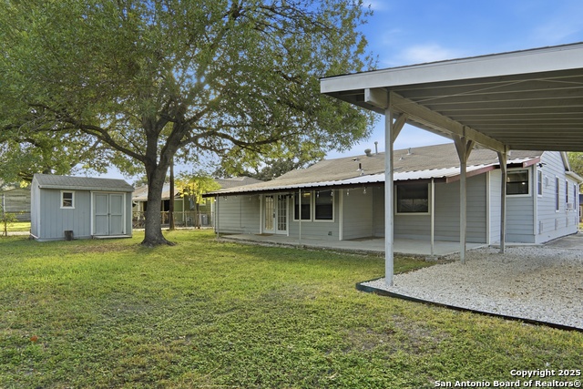 Image 25 of 31 For 2375 Mulberry Ave W