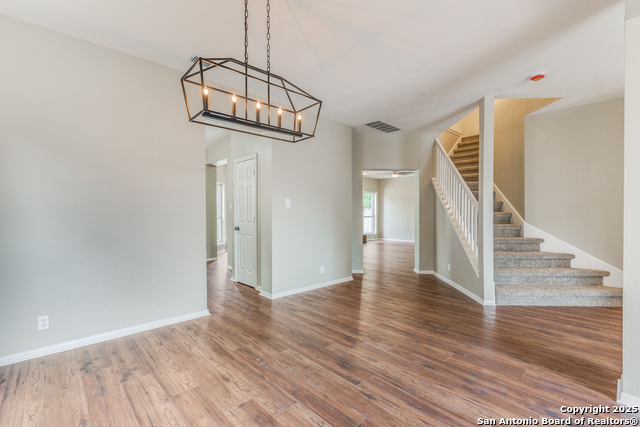 Image 10 of 25 For 9002 Maggie  