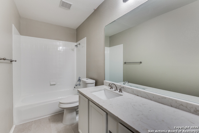 Image 22 of 25 For 9002 Maggie  