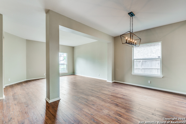 Image 9 of 25 For 9002 Maggie  