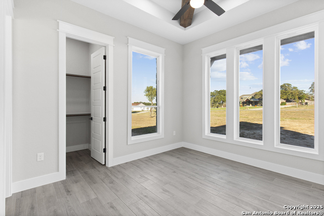 Image 29 of 50 For 116 Western Way