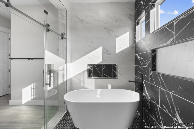 Image 43 of 50 For 116 Western Way