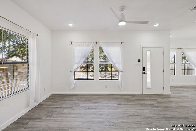 Image 13 of 38 For 120 Canadian St