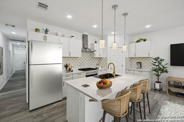 Image 18 of 38 For 120 Canadian St