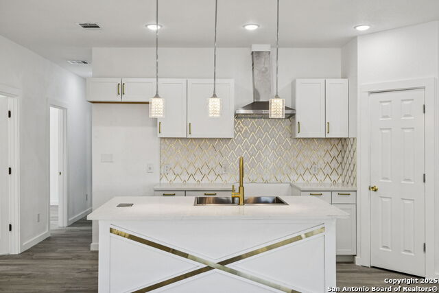 Image 21 of 38 For 120 Canadian St