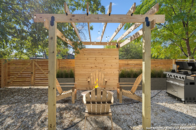 Image 34 of 38 For 120 Canadian St