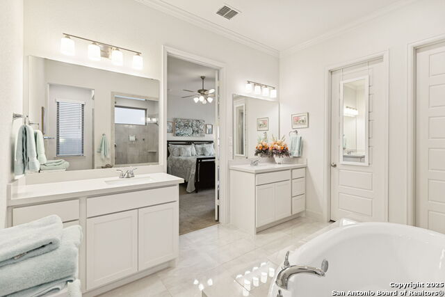 Image 33 of 49 For 28452 Cohaset