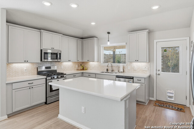 Listing photo id 11 for 605 Jaboncillo