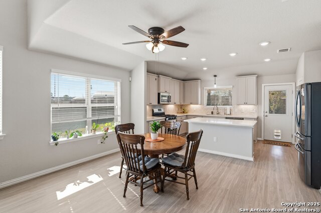 Listing photo id 6 for 605 Jaboncillo