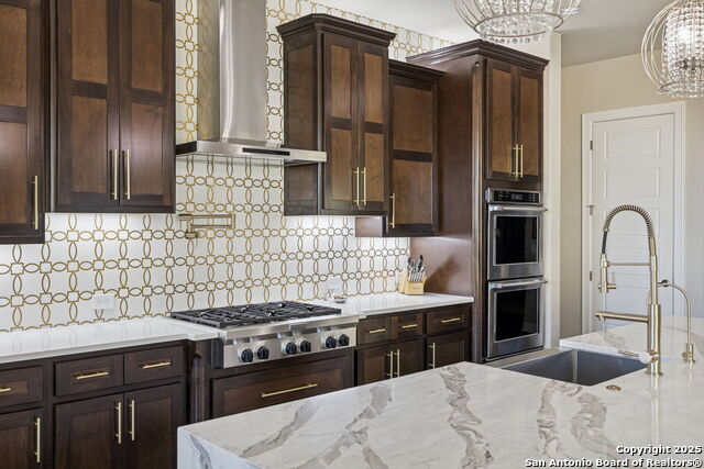 Listing photo id 9 for 7810 Vanity  