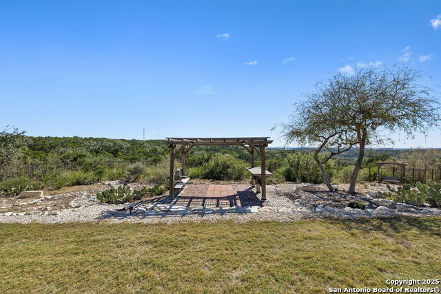 Listing photo id 24 for 7810 Vanity  