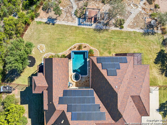 Listing photo id 29 for 7810 Vanity  