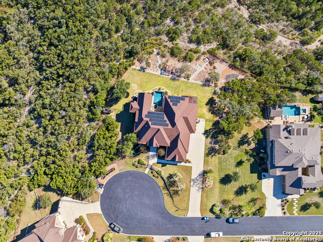 Listing photo id 30 for 7810 Vanity  