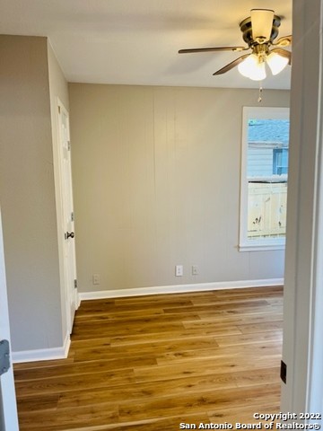 Image 8 of 8 For 125 Ada St  1