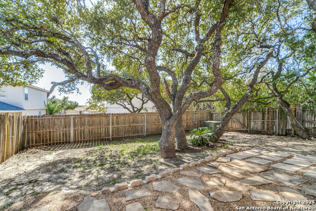 Image 23 of 25 For 10730 Cat Mountain