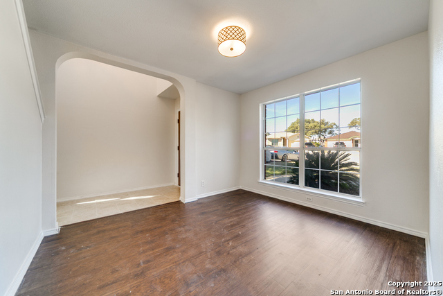 Image 4 of 25 For 10730 Cat Mountain