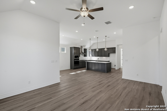 Image 20 of 34 For 1412 Hallettsville