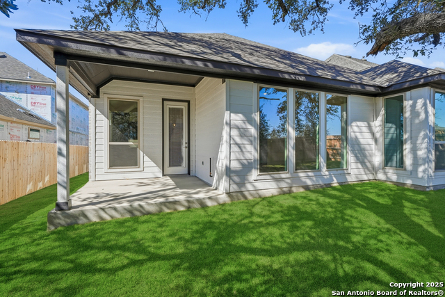 Image 31 of 34 For 1412 Hallettsville