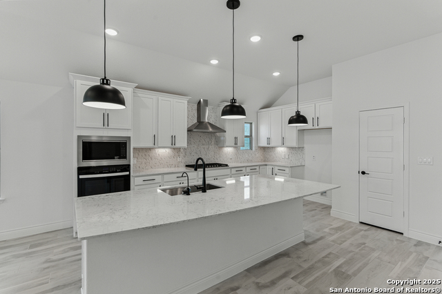 Listing photo id 13 for 11507 Buffalo Bill