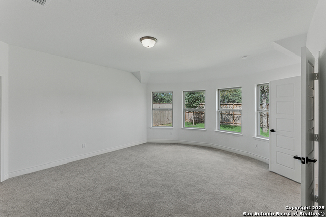 Listing photo id 21 for 11507 Buffalo Bill