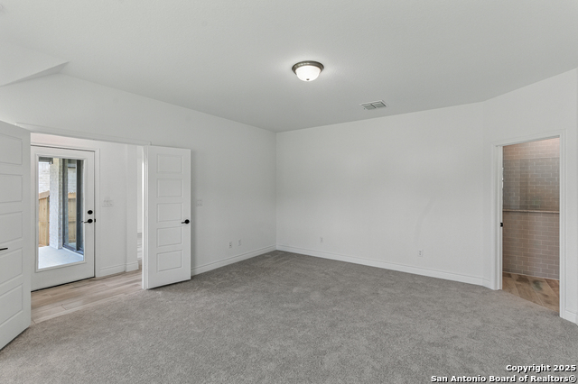 Listing photo id 22 for 11507 Buffalo Bill